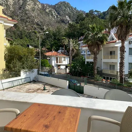 Fa&ber Homes Apartament